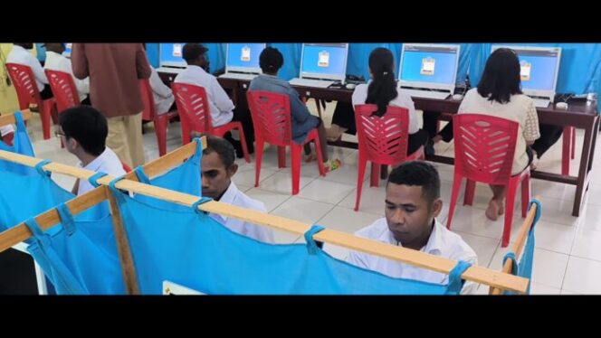 418 Honorer K2 Pemkab Puncak Ikut Tes CAT CPNS di Timika